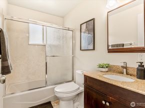 3953 153rd Avenue SE, Bellevue WA 98006