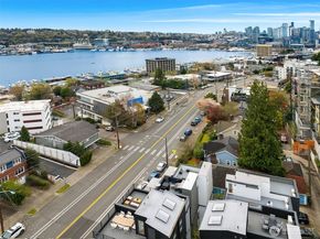 2005 Dexter Avenue N B, Seattle WA 98109