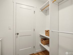 2005 Dexter Avenue N B, Seattle WA 98109