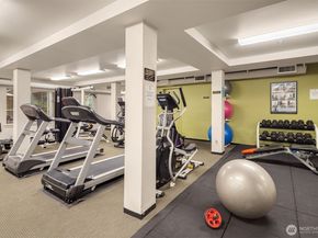 2717 Western Avenue 1120, Seattle WA 98121