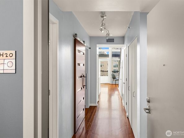 2717 Western Avenue 1120, Seattle WA 98121