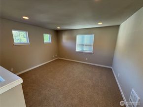 26787 Red Maple Lane NE, Kingston WA 98346