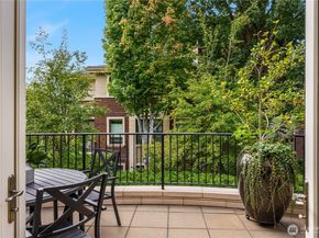 1185 Broadway E 5, Seattle WA 98102