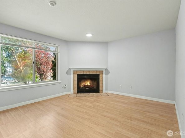 20030 66th Place W 2A, Lynnwood WA 98036