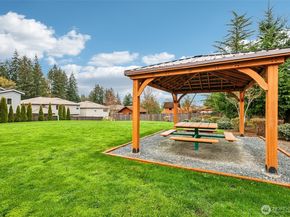 104 175th Place SE, Bothell WA 98012