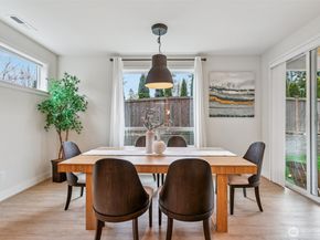 104 175th Place SE, Bothell WA 98012