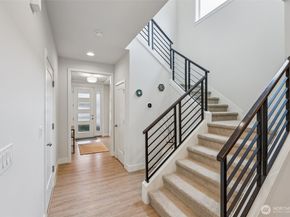 104 175th Place SE, Bothell WA 98012