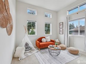 104 175th Place SE, Bothell WA 98012