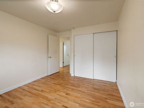 16610 SE 24th Street, Bellevue WA 98008