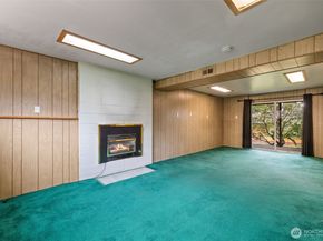 16610 SE 24th Street, Bellevue WA 98008
