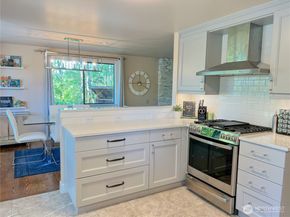 9550 132nd Avenue SE, Renton WA 98059