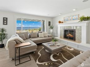 15628 Point Monroe Drive NE, Bainbridge Island WA 98110