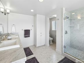 15628 Point Monroe Drive NE, Bainbridge Island WA 98110