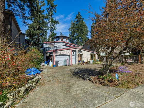 12238 NE 70th Street, Kirkland WA 98033