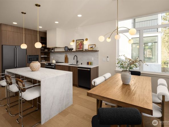 14031 Densmore Avenue N, Seattle WA 98133