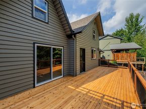 20006 68th Avenue NE, Kenmore WA 98028