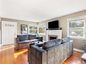 10010 13th Avenue NW, Seattle WA 98177