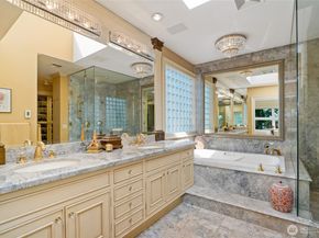101 99th Avenue NE 301, Bellevue WA 98004