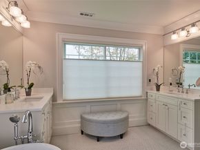 2736 34th Avenue S, Seattle WA 98144