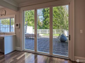 2736 34th Avenue S, Seattle WA 98144