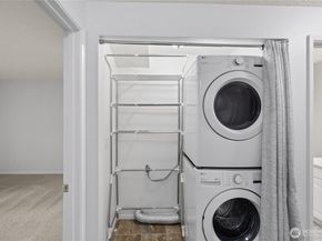 1721 SW 318th Place 48D, Federal Way WA 98023