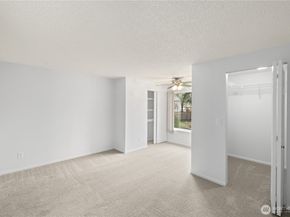 1721 SW 318th Place 48D, Federal Way WA 98023