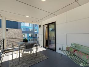 1431 22nd Avenue, Seattle WA 98122