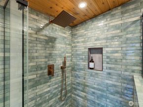 27830 Manzanita Beach Road SW, Vashon WA 98070