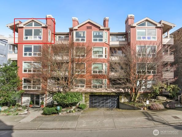 522 W Mercer Place 401, Seattle WA 98119