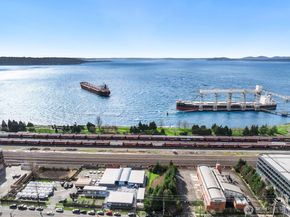 522 W Mercer Place 401, Seattle WA 98119