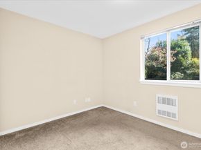 205 Avenue E B, Snohomish WA 98290