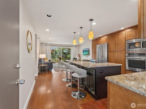 315 10th Avenue S 101, Kirkland WA 98033