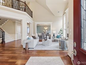 2734 NE Daphne Street, Issaquah WA 98029