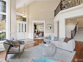 2734 NE Daphne Street, Issaquah WA 98029