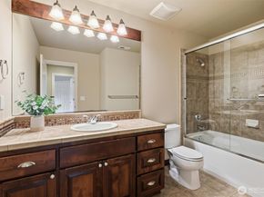 2734 NE Daphne Street, Issaquah WA 98029