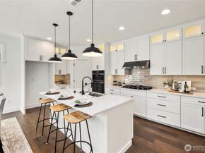 730 211th Place SE, Bothell WA 98021