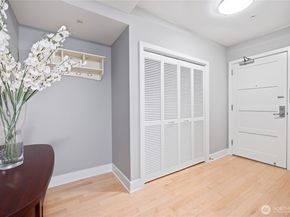 320 Washington Avenue 409, Bremerton WA 98337