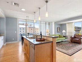 320 Washington Avenue 409, Bremerton WA 98337