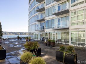 320 Washington Avenue 409, Bremerton WA 98337