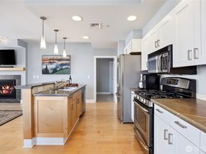 320 Washington Avenue 409, Bremerton WA 98337