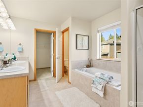 1230 187th Street SE, Bothell WA 98012
