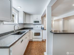 6753 14th Avenue NW, Seattle WA 98117