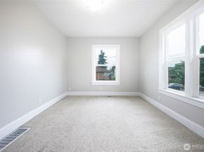 6753 14th Avenue NW, Seattle WA 98117