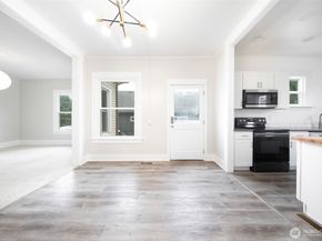 6753 14th Avenue NW, Seattle WA 98117