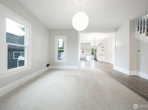 6753 14th Avenue NW, Seattle WA 98117