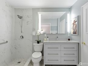 412 164 Place SE, Bothell WA 98012