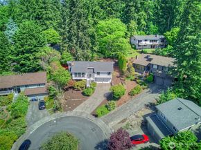 7079 NE 163rd Street, Kenmore WA 98028