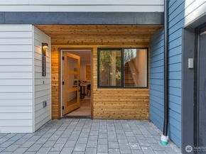 11733 Durland Avenue NE B, Seattle WA 98125
