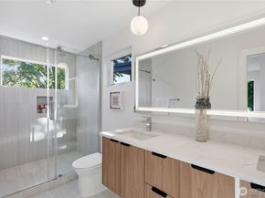 11733 Durland Avenue NE B, Seattle WA 98125