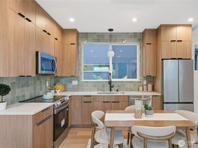 11733 Durland Avenue NE B, Seattle WA 98125